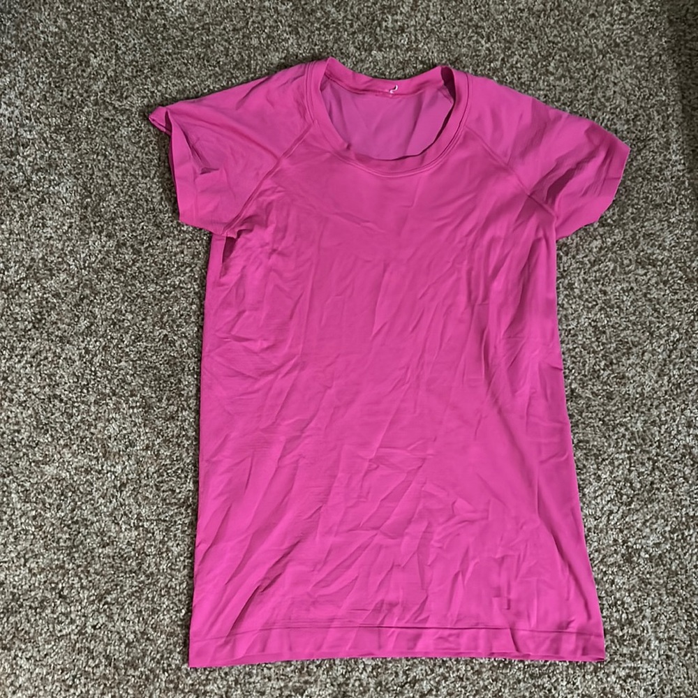 short sleeve swiftly tech size 8